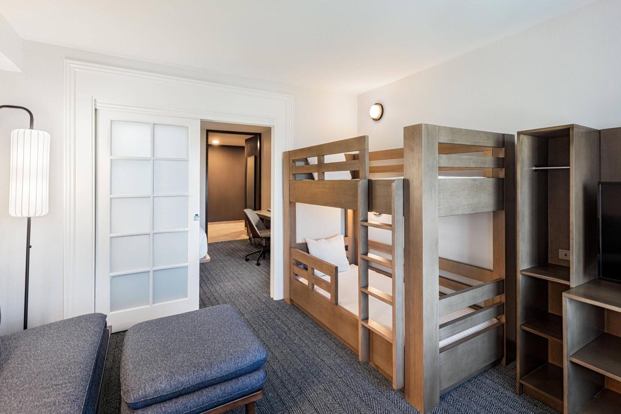 Courtyard By Marriott Anaheim Resort/Convention Center Buitenkant foto