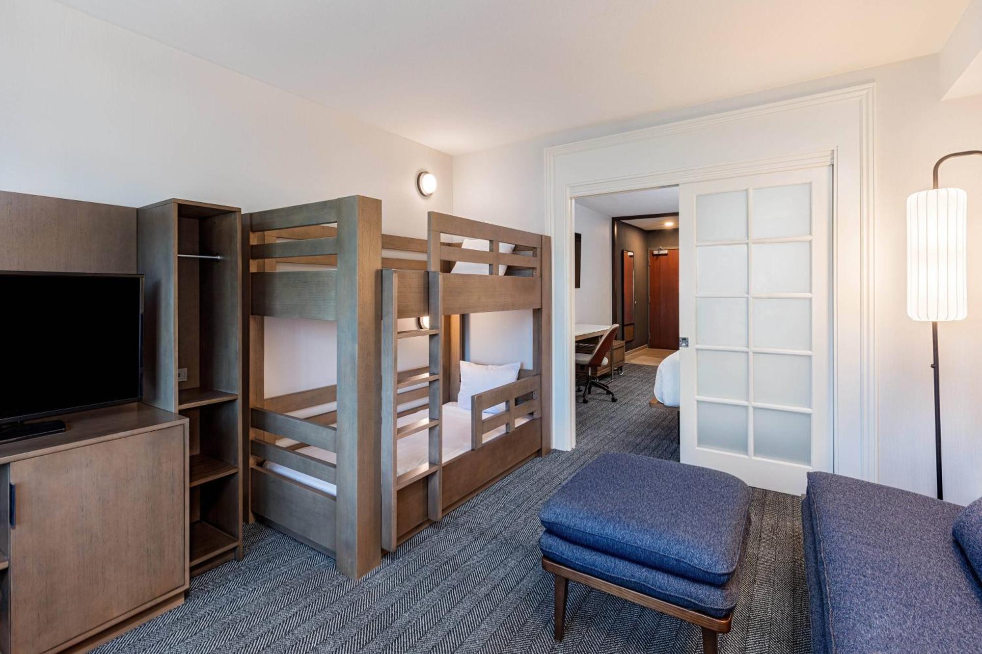 Courtyard By Marriott Anaheim Resort/Convention Center Buitenkant foto