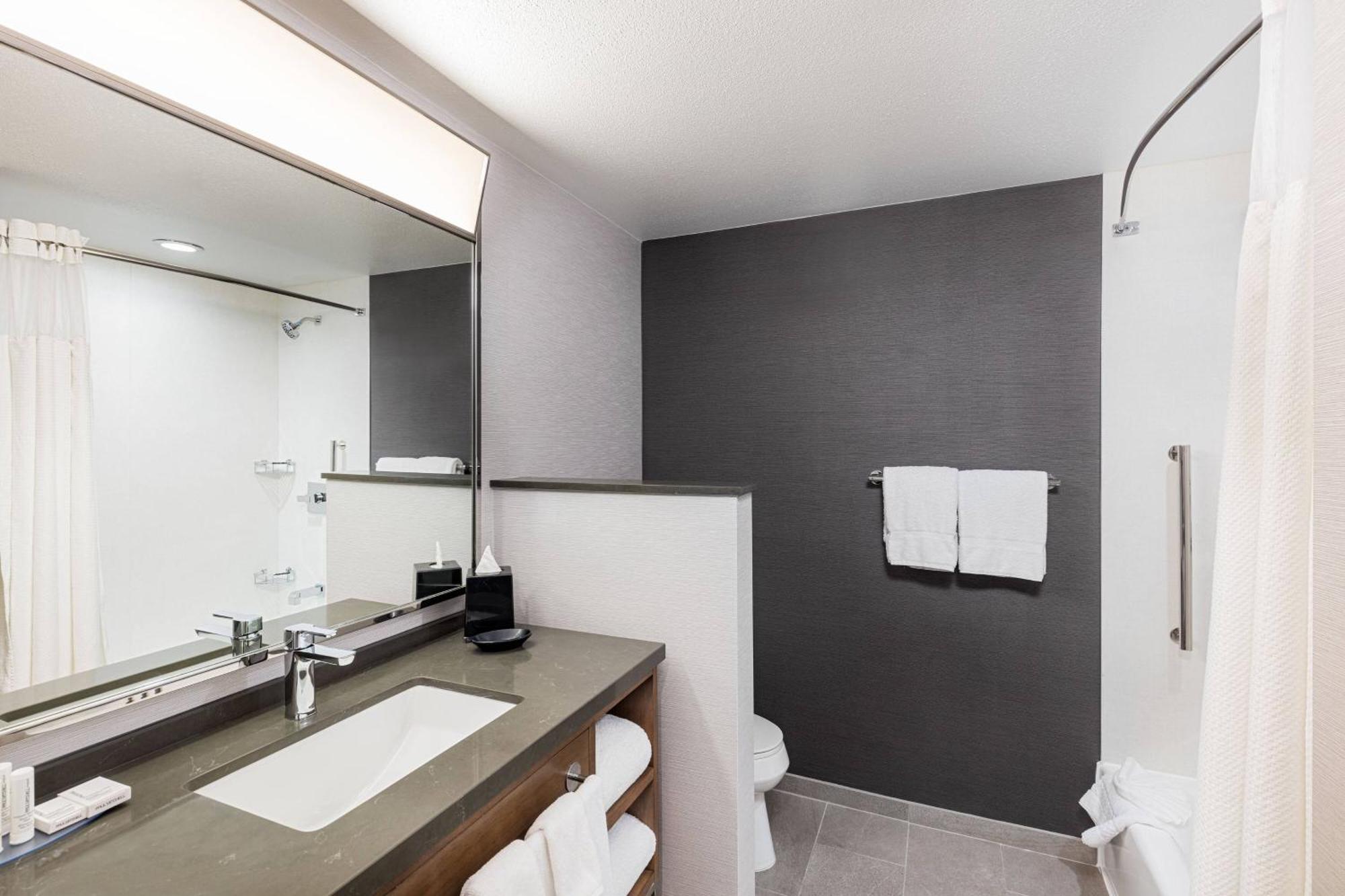 Courtyard By Marriott Anaheim Resort/Convention Center Buitenkant foto