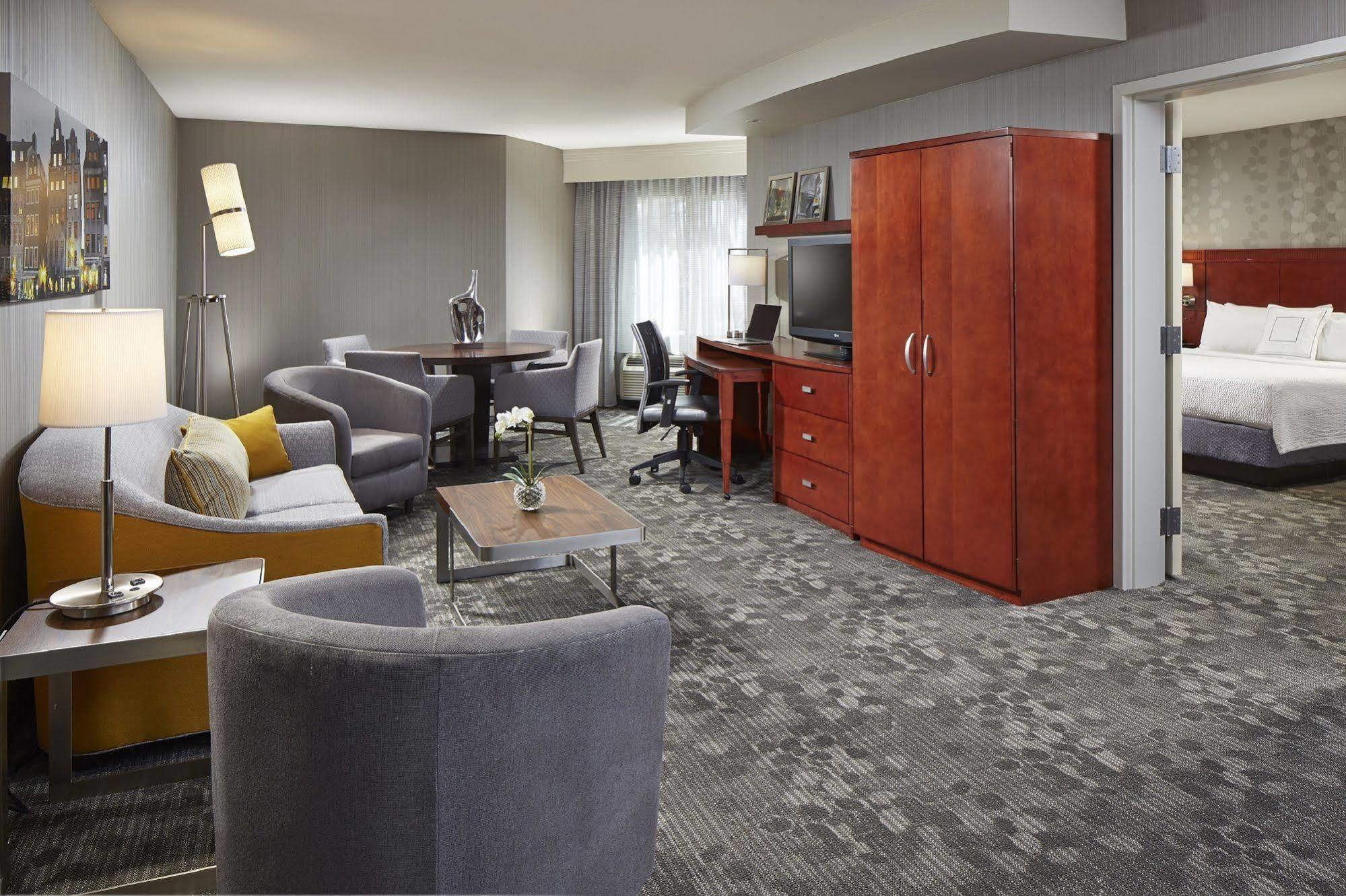 Courtyard By Marriott Anaheim Resort/Convention Center Buitenkant foto
